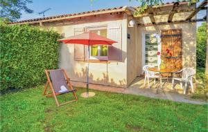 Beautiful home in Raphle-ls-Arles with 2 Bedrooms, WiFi and Outdoor swimming pool