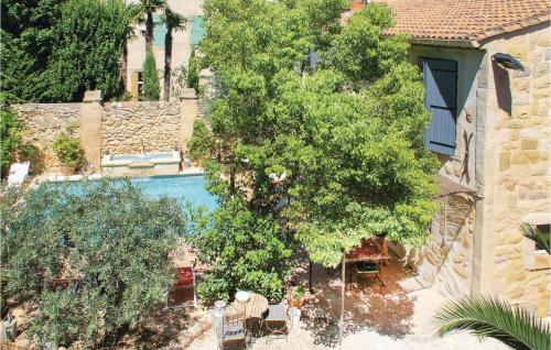Beautiful home in Roujan with 5 Bedrooms, WiFi and Outdoor swimming pool
