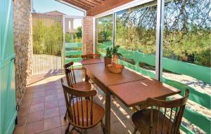 Beautiful home in Saint Ambroix with 3 Bedrooms and WiFi