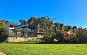 Beautiful home in Saint-Cyr-en-Arthies with WiFi and 3 Bedrooms