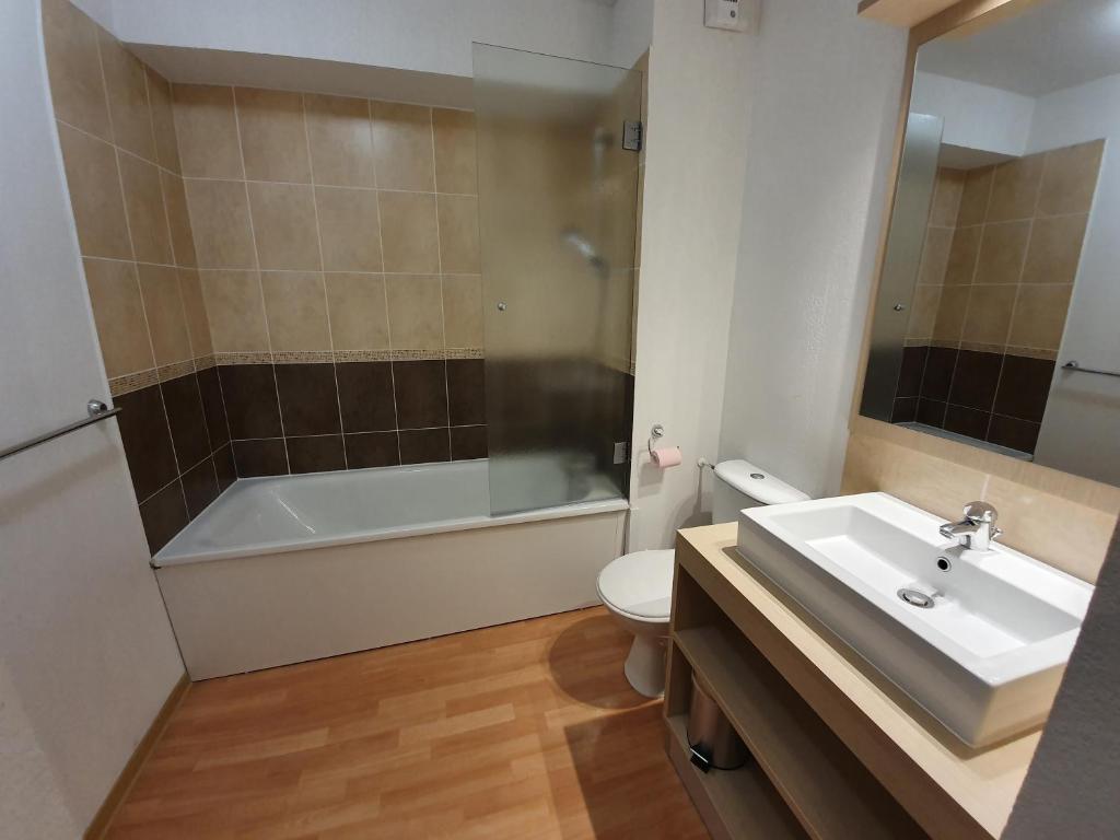 Beautiful home in San Giuliano with 20230 San-Giuliano
