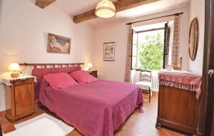 Beautiful home in Sault with 3 Bedrooms, WiFi and Outdoor swimming pool