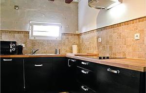 Beautiful home in Saumur with 2 Bedrooms and WiFi