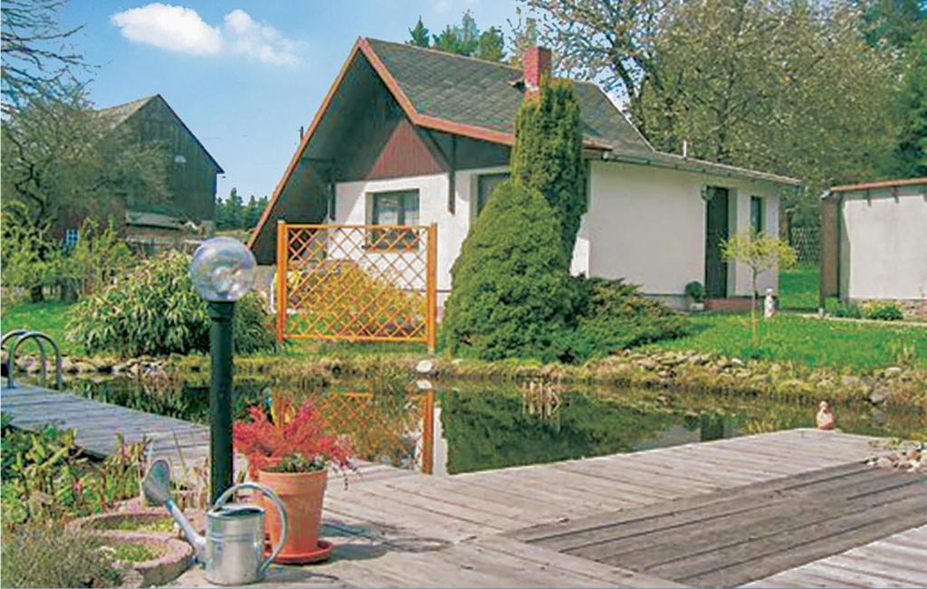 Beautiful home in Schlema Ot Wildbach with 1 Bedrooms and WiFi , 08301 Schlema