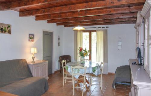 Beautiful home in St, Julien de Peyrolas with WiFi, Private swimming pool and Outdoor swimming pool