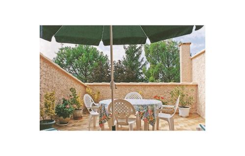Beautiful home in St,Marcellin les Vaiso with 2 Bedrooms and Outdoor swimming pool