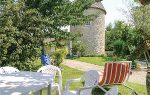 Beautiful home in St Palais sur Mer with 2 Bedrooms and WiFi