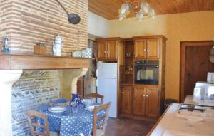 Beautiful home in St Pierre dEyraud with WiFi, Private swimming pool and Outdoor swimming pool