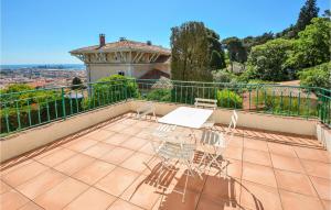 Beautiful home in Ste with 4 Bedrooms, WiFi and Outdoor swimming pool