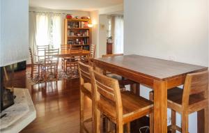Beautiful home in Sussargues with Private swimming pool, Outdoor swimming pool and Swimming pool
