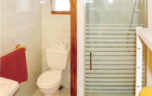 Beautiful home in Teyssieres with 2 Bedrooms and Outdoor swimming pool