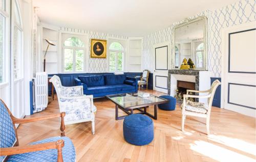 Beautiful home in Vieux Bourg with 5 Bedrooms and WiFi
