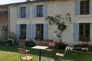 Maison de vacances Beautiful, luxurious and ideally situated cottage 74 Imp. des Prés, Petit Moulin 16300 Criteuil-la-Magdeleine -1