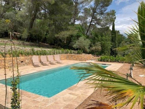 Beautiful Villa with Swimming Pool in Baderna