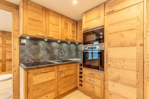 Beautiful wooden chalet in La Plagne