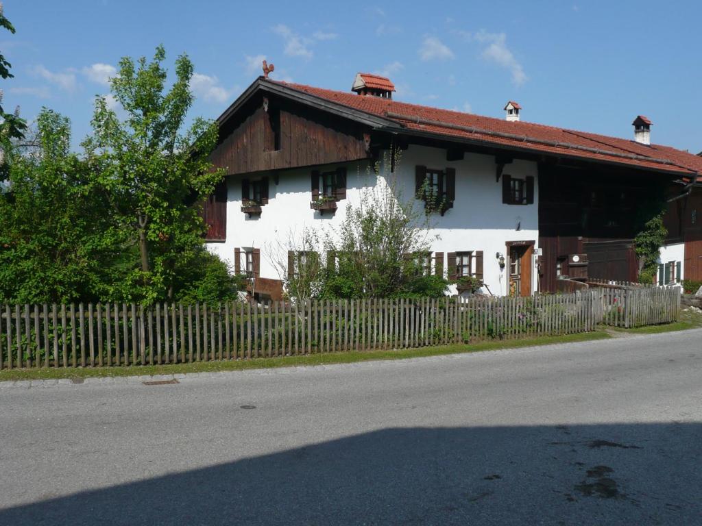 Maison de vacances Beim Dokterer, Fewo ANNO DAZUMAL 10 Bergstraße 87642 Halblech