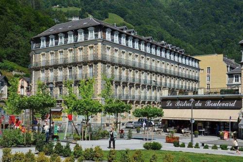 Bel appartement 6 personnes centre ville cauterets dans bellle residence