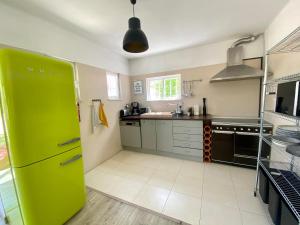 Bela Sesimbra beach house