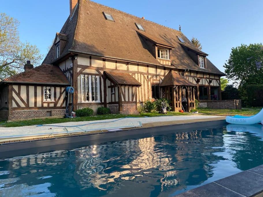 Maison de vacances Belle demeure Normande dans son écrin de verdure. 7 Chemin du Hameau Bourdon 27500 Manneville-sur-Risle