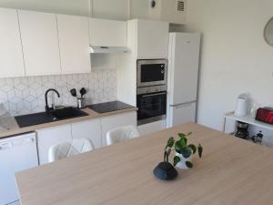 Belle Maison 12p 6 couchages TOURS CENTRE avec jardin