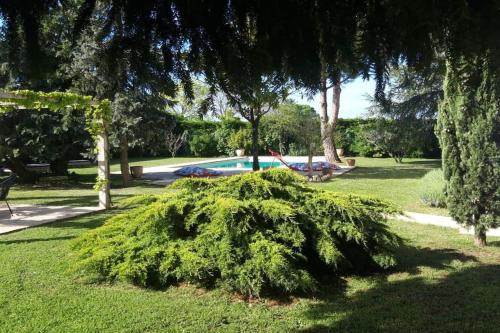 BELLE MAISON CHARENTAISE AVEC PISCINE PRIVEE
