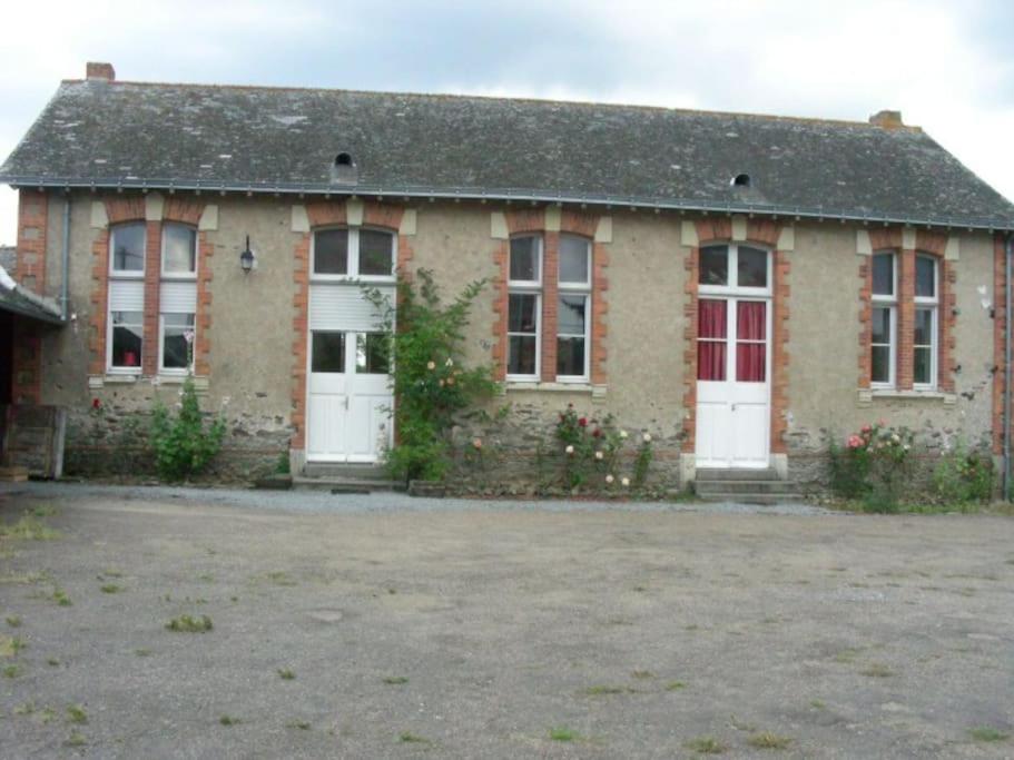 Belle Maison dans une ancienne école 28 Rue Bel air, 49750 Chanzeaux