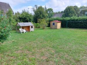 Maison de vacances Belle maison en pierres de 170 m² Sancy 100 route de la Sioule 63210 Saint-Bonnet-près-Orcival Auvergne