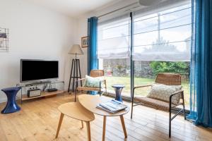 Belle maison familiale et contemporaine avec piscine