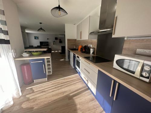 Belle Maison MALOU 3 chambres, SPA jaccuzzi, 3km plage