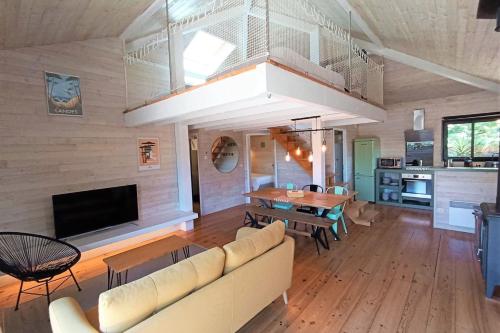 Belle maison ossature bois avec SPA proche Océan