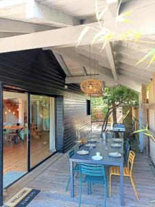 Belle maison ossature bois avec SPA proche Océan