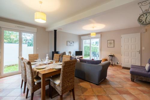 Belle maison pour 6 personnes a Ploneour-Lanvern