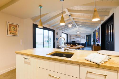 Belle maison pour un sejour a 10 personnes au coeur de l'ile de Re