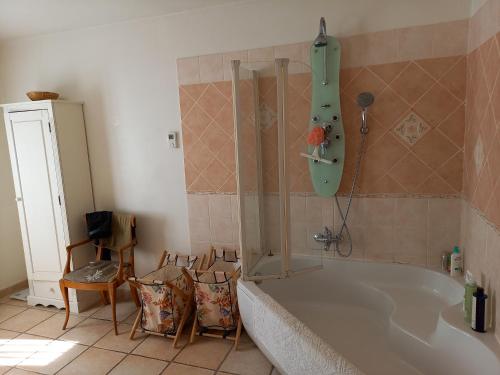 Belle maison provençale d'une capacité de 6 personnes à Vinon sur Verdon