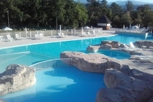 Belle maison provençale tout confort classée 4 *