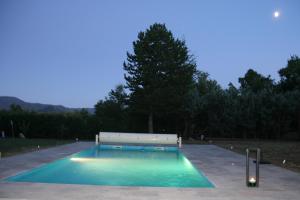 Belle villa contemporaine -12P-piscine chauffée