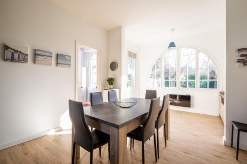 Belle villa pour 7 personnes a 200 m de la plage du Betey