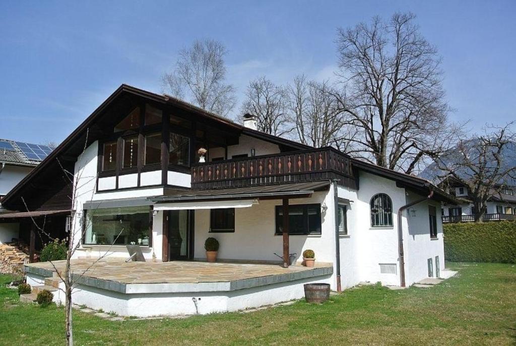 Maison de vacances BERG-Diamant Thomas-Knorr-Straße 25 82467 Garmisch-Partenkirchen