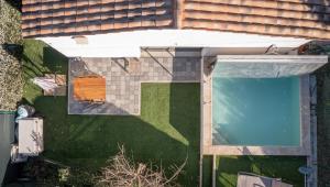 Bienêtre et détente pour cette maison avec spa au calme