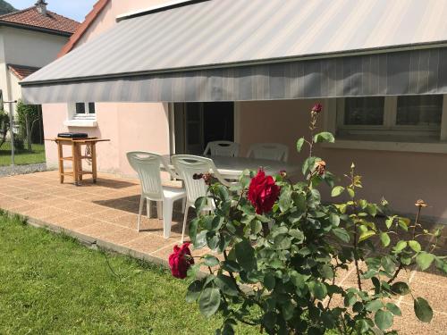 Bienvenue chez Marie-Christine, À Pierrefitte-Nestalas