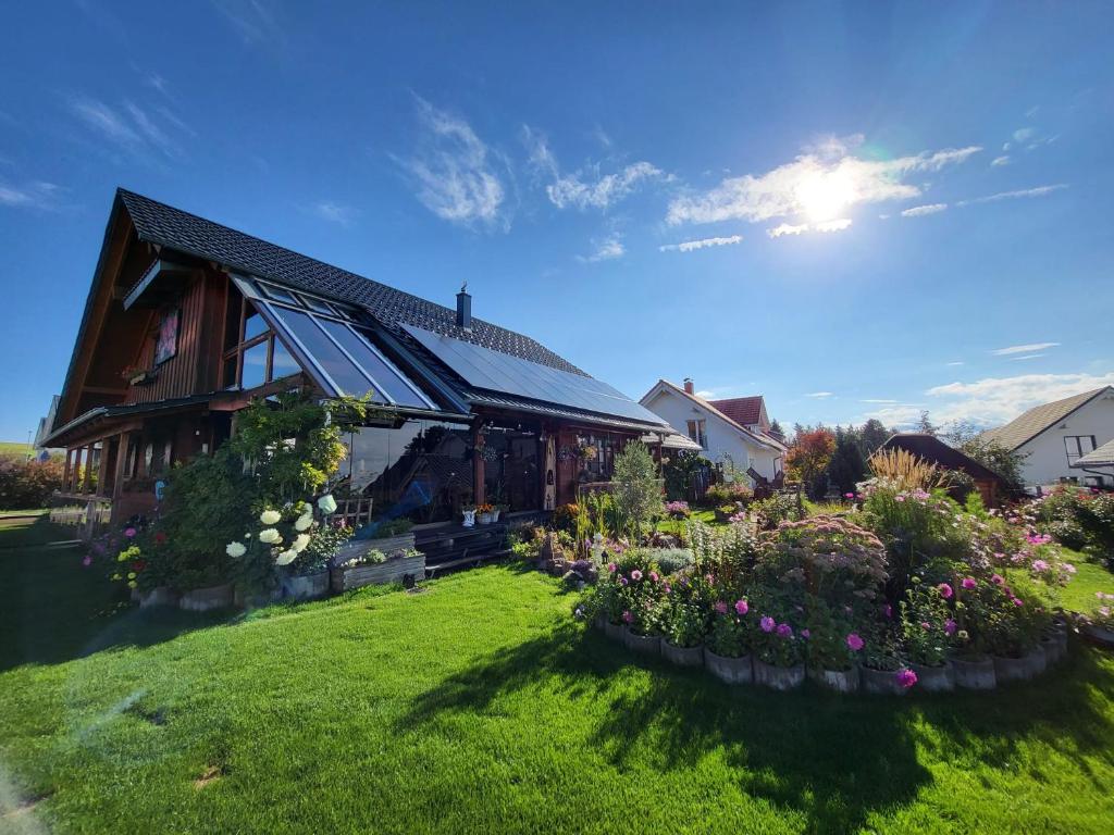 Maison de vacances Blockhaus im Süden Deutschlands Arradonstraße 79862 Höchenschwand