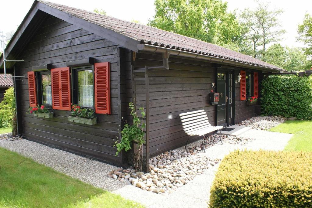 Maison de vacances Blockhaus mit W LAN sehr strandnah Zum Katamaran 24351 Damp