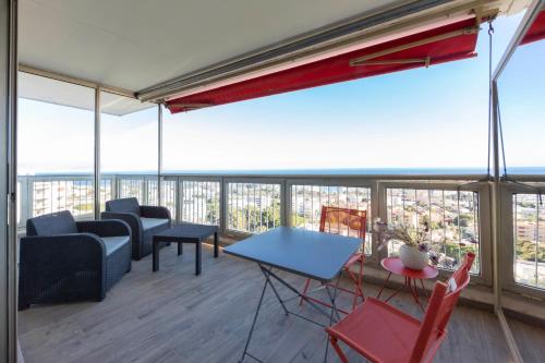 BNB RENTING breathtaking view 2 bedroom apartment in Antibes !