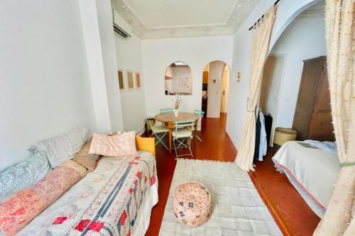 BNB RENTING Great studio in the heart of Cannes old city neighbourhood !