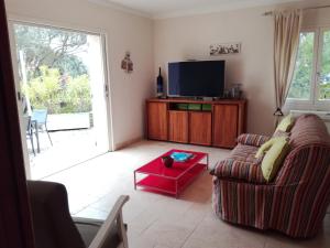 Bonifacio, maison 90m² sous les oliviers, vue Sardaigne