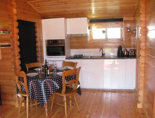bord de mer, chalet en bois avec tandem
