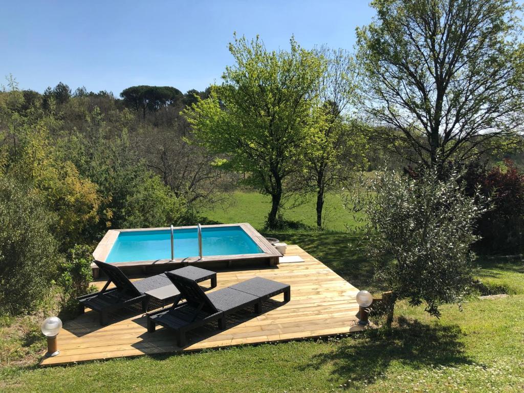 Maison de vacances BOURGUETTE La petite maison dans la prairie Lieu dit chez bourguette 24320 Saint-Paul-Lizonne