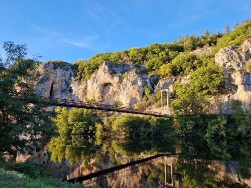 BOUZIES Lot Valley GITE