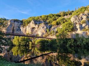 BOUZIES Lot Valley GITE