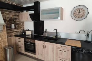 brelevenez 18 rue crec h quellien